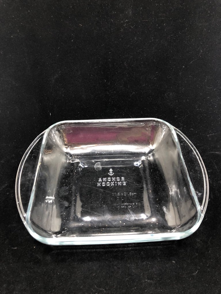 SQUARE GLASS BAKING DISH.