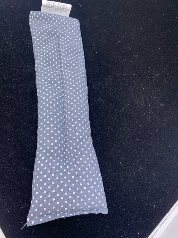 NIP GREY W/ POLKA DOTS MICRO BODY WRAP.