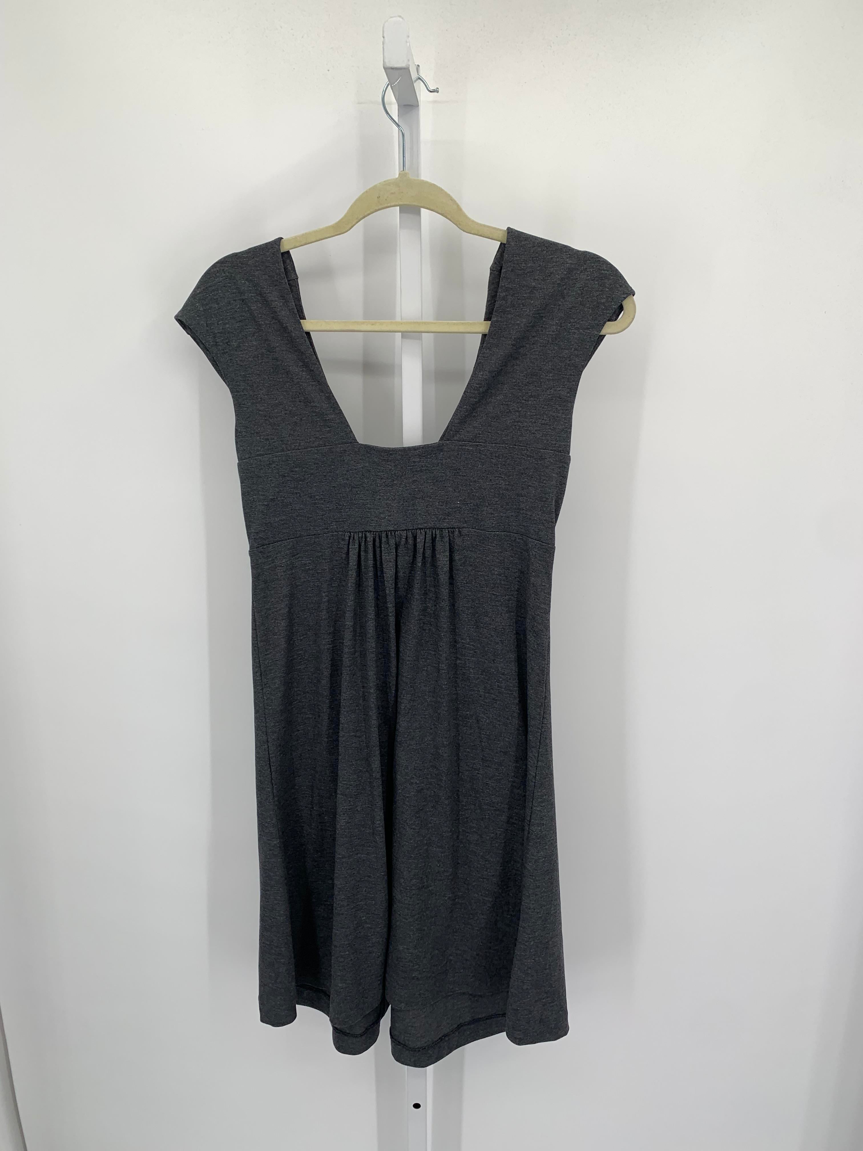 Express Size Small Misses Short Sleeve Dress