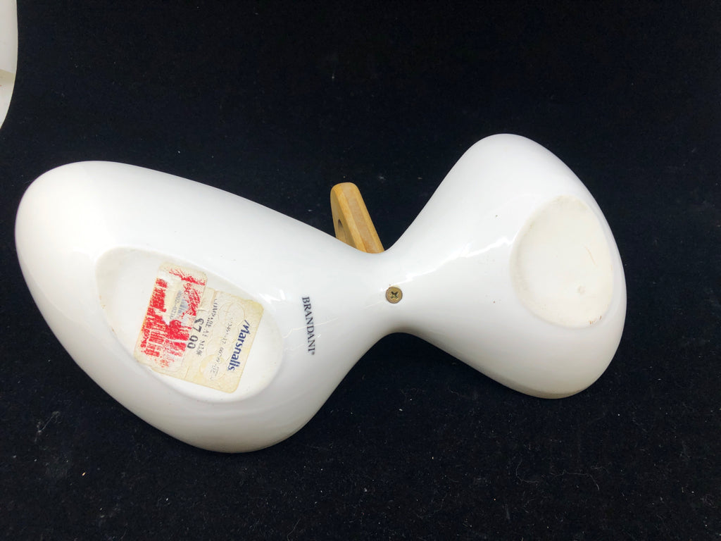 WHITE DIVIDED BOWL W WOOD HANDLE.