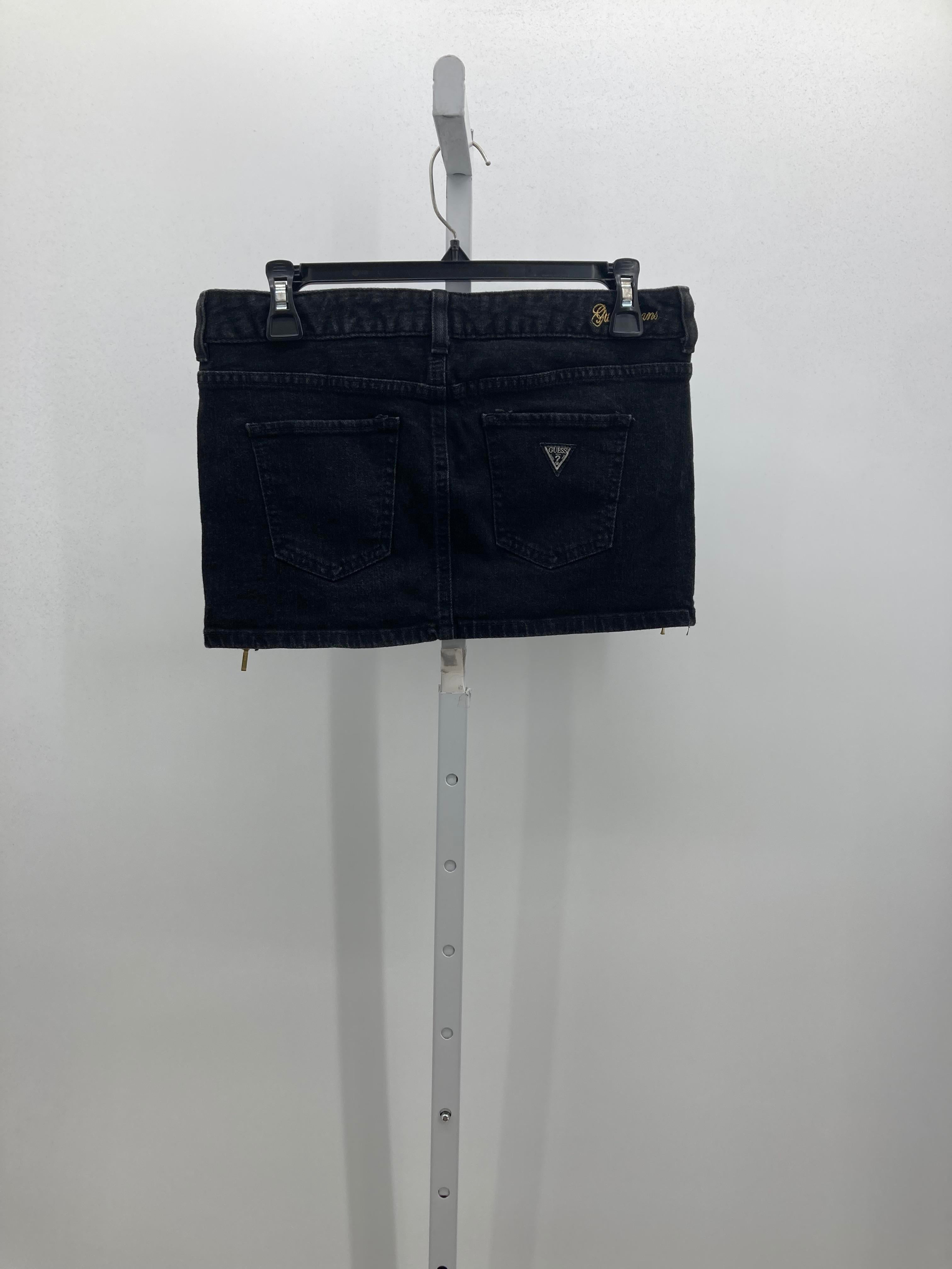 Guess Size 5 Juniors Skirt