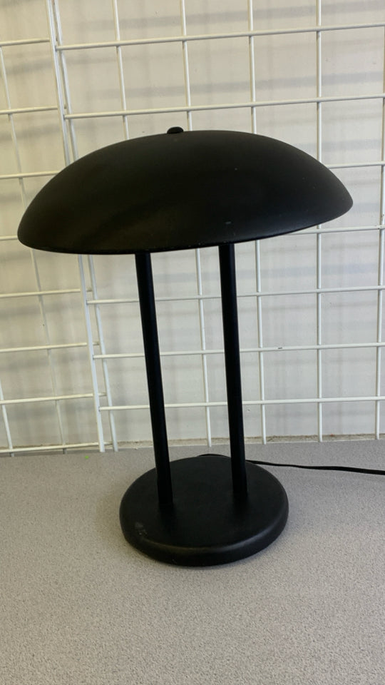 BLACK METAL TWO POLE DOME MUSHROOM DESK LAMP.
