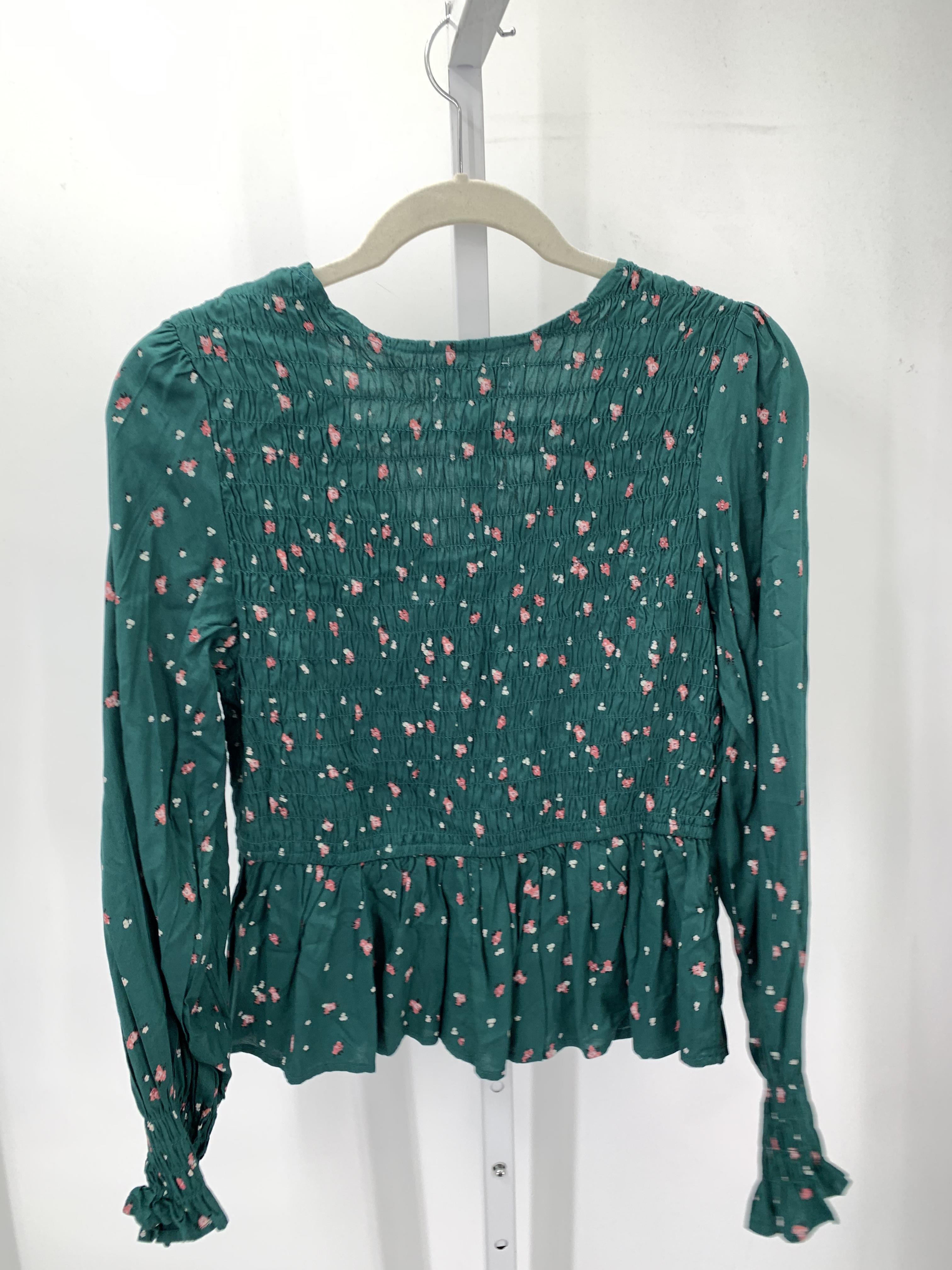 Japna Size Medium Misses Long Sleeve Shirt