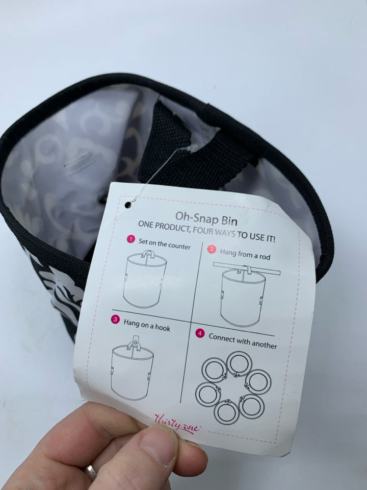 NEW BLACK/WHITE PAISLEY PATTERN FABRIC OH SNAP BIN.