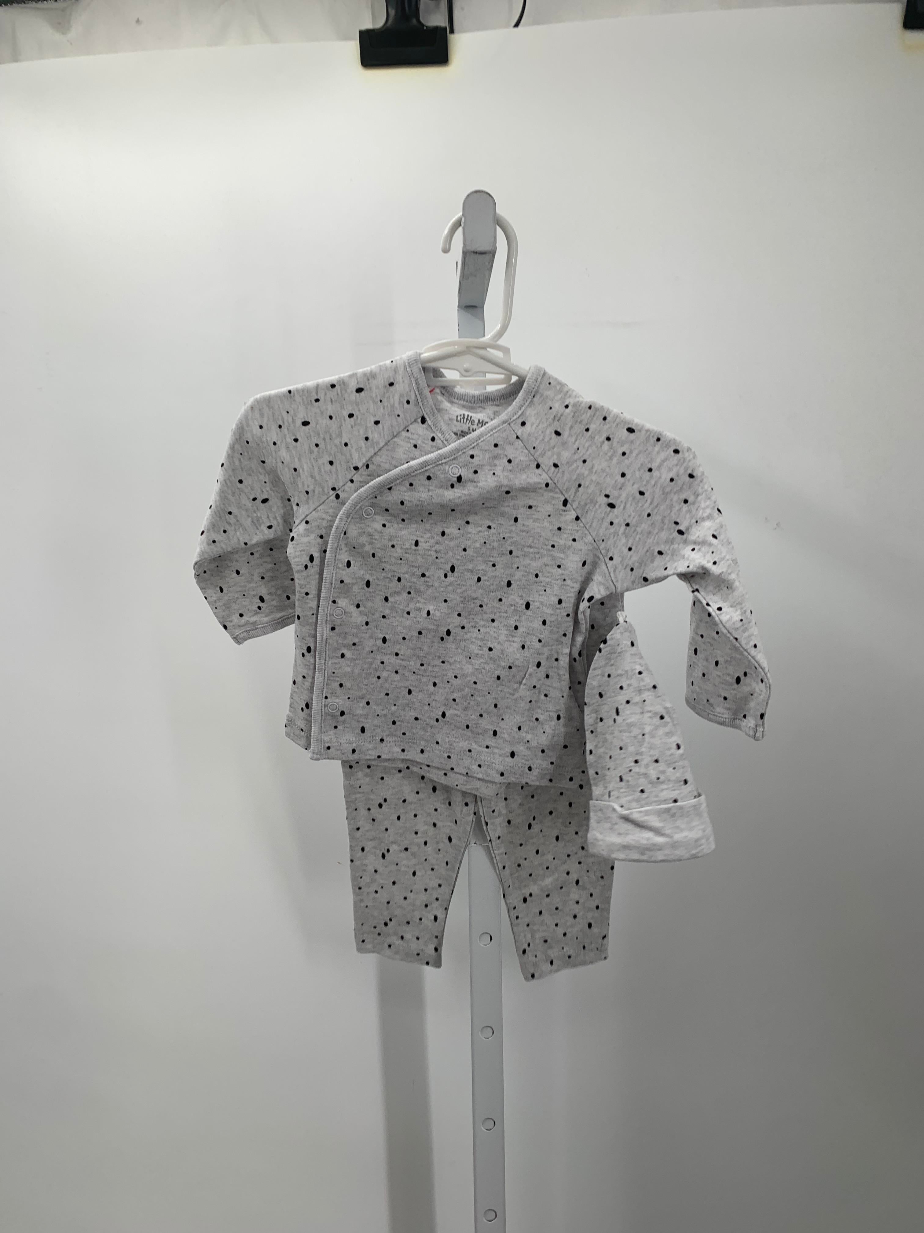 BLACK DOTS SHIRT PANTS AND HAT