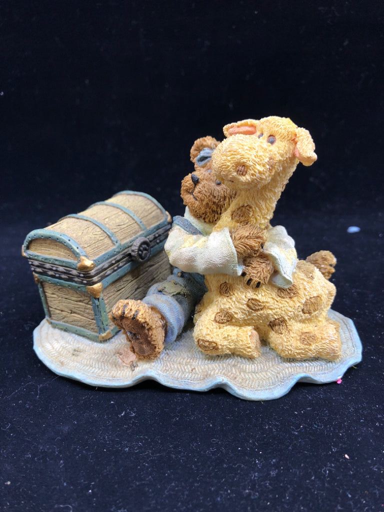 BOYDS BEAR W GIRAFFE .