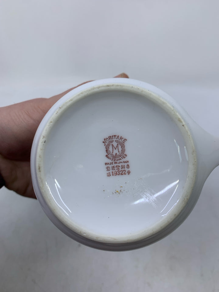 WHITE W/ PINK FLOWERS GOLD DETAILS.