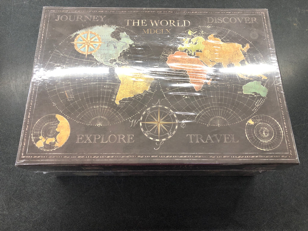 NEW DISCOVER THE WORLD GIFT BOX.