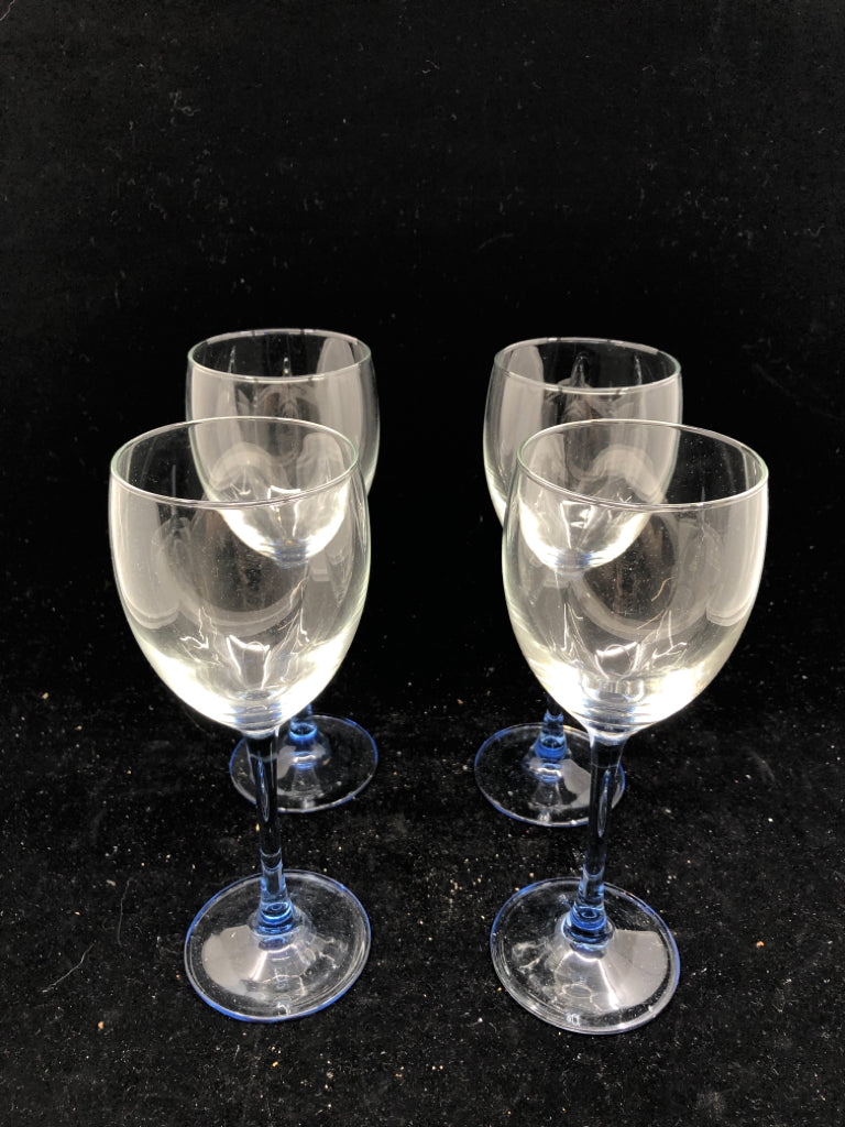 4 LIGHT BLUE STEM WINE GLASSES.