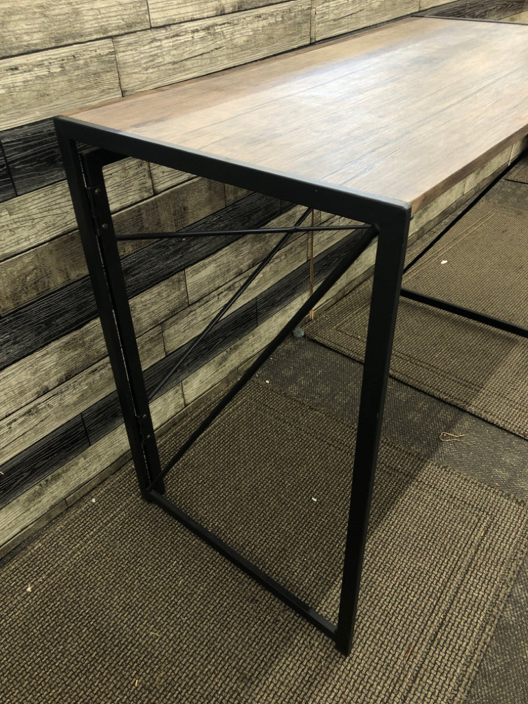 WOOD-TOP RUSTIC DESK.