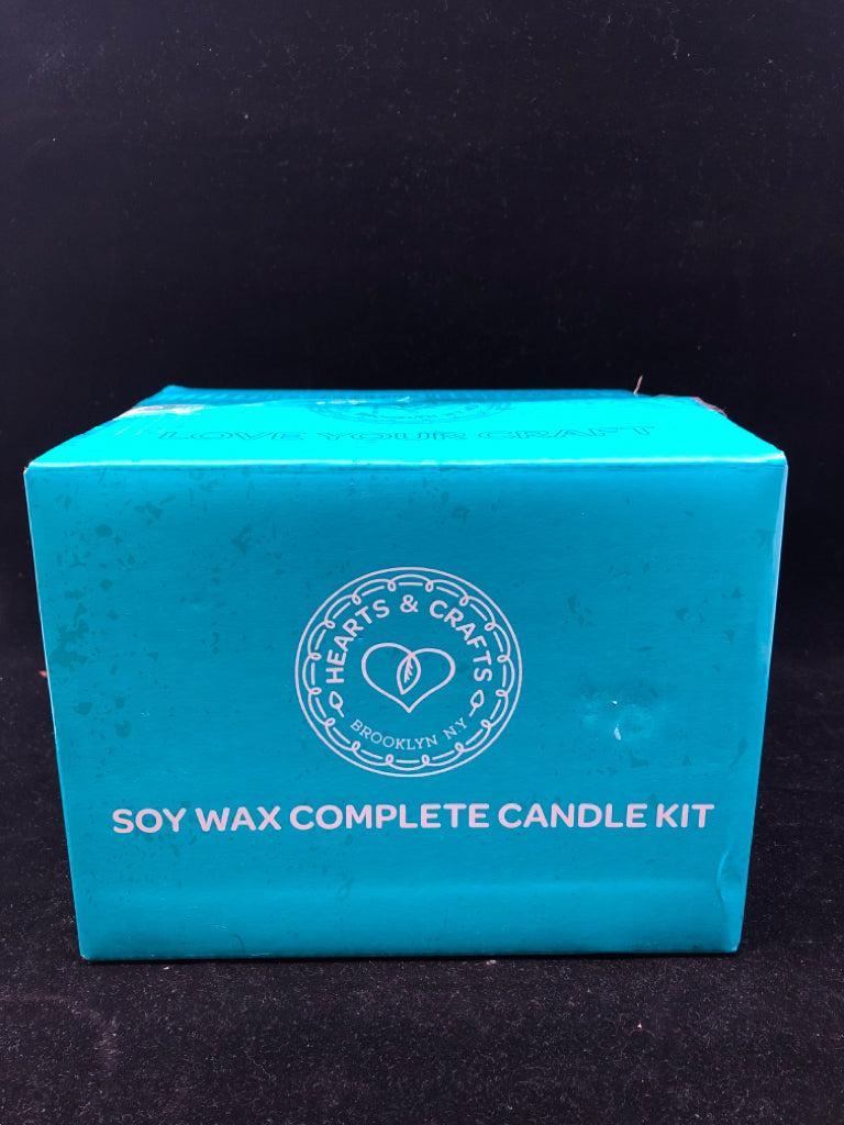 NIB SOY WAX CANDLE KIT.