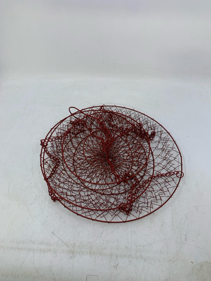 3 TIER RED METAL COLLAPSIBLE HANGING FRUIT BASKET.