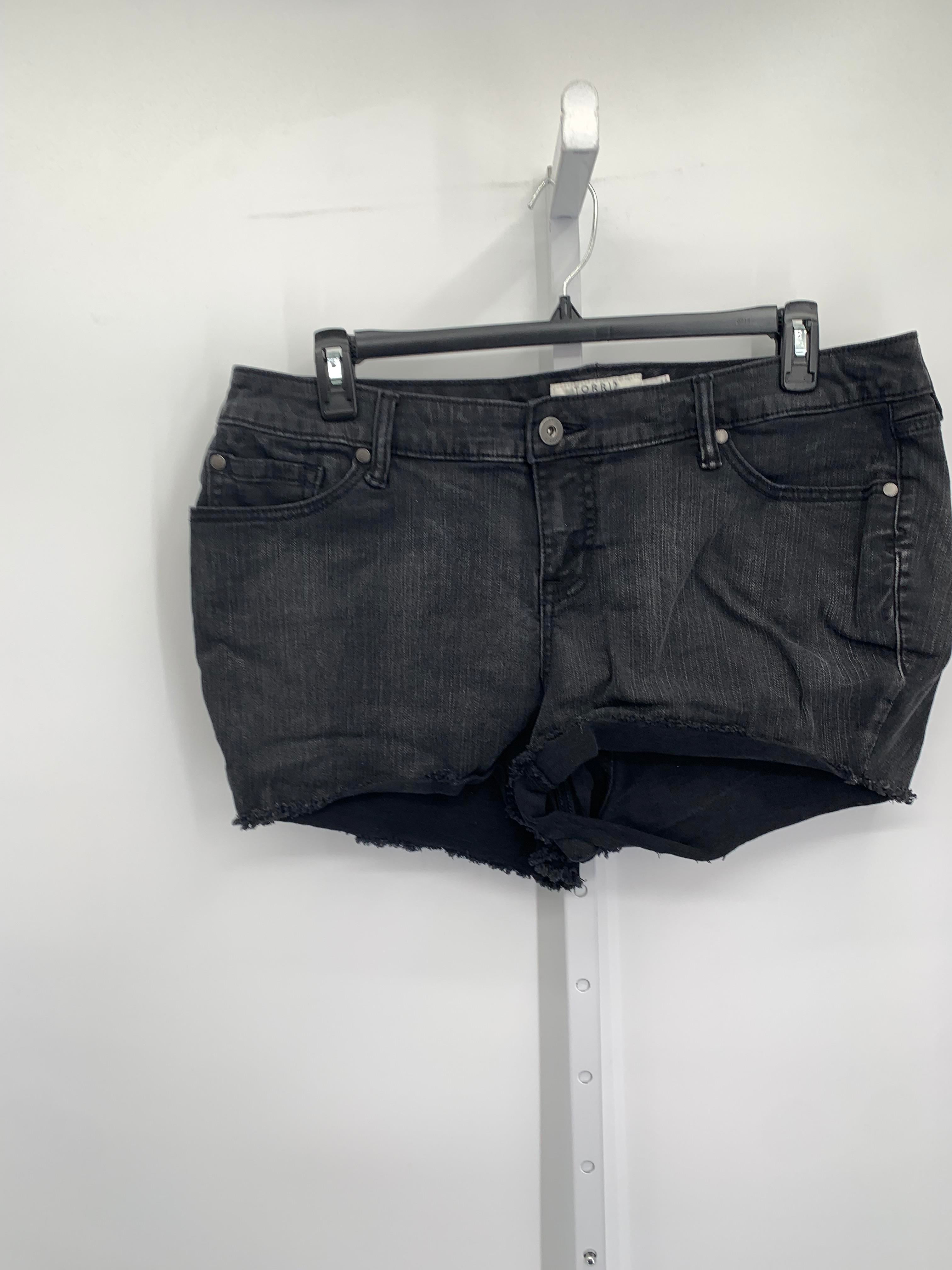 Torrid Size 18 W Womens Shorts