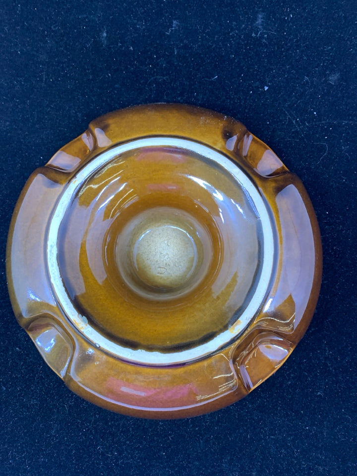 VTG DARK BROWN W/ GREEN DRIP GLAZED ASHTRAY.