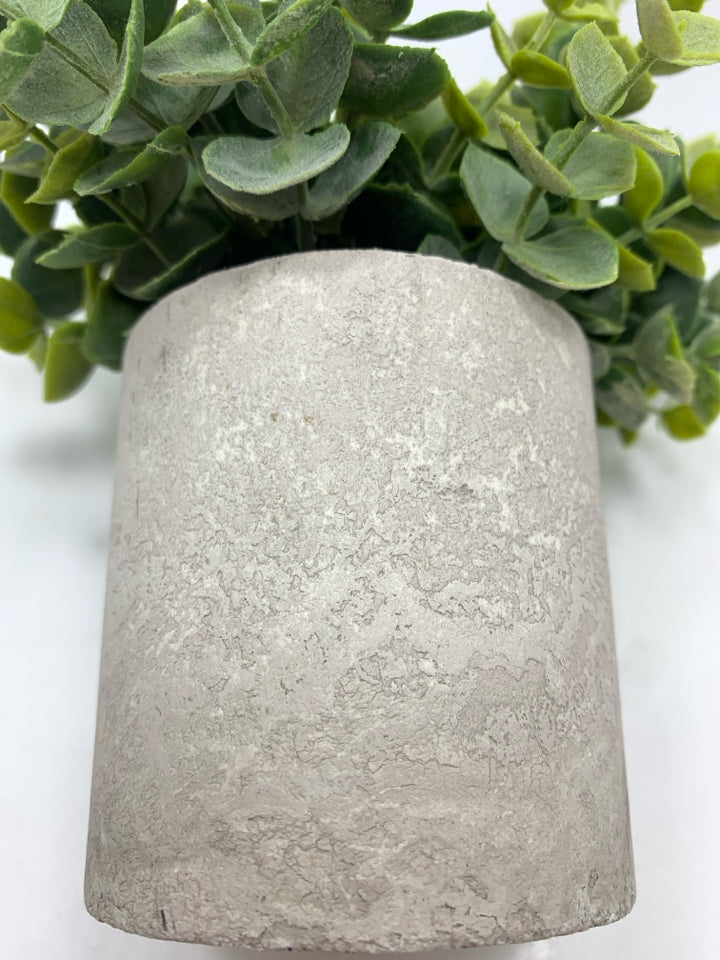 SM FAUX EUCALYPTUS IN PLANTER.