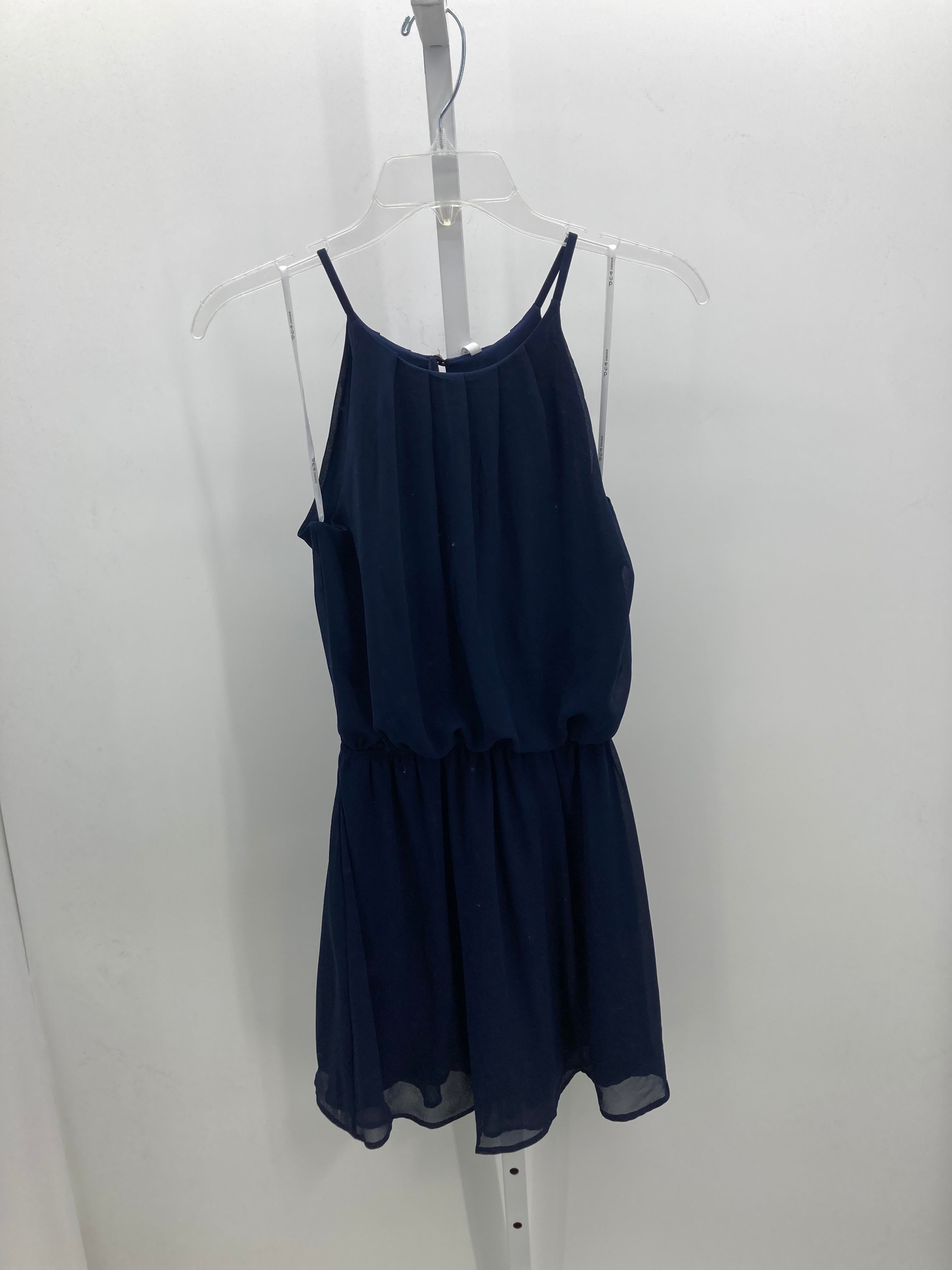 Size Small Misses Sleeveless Dress