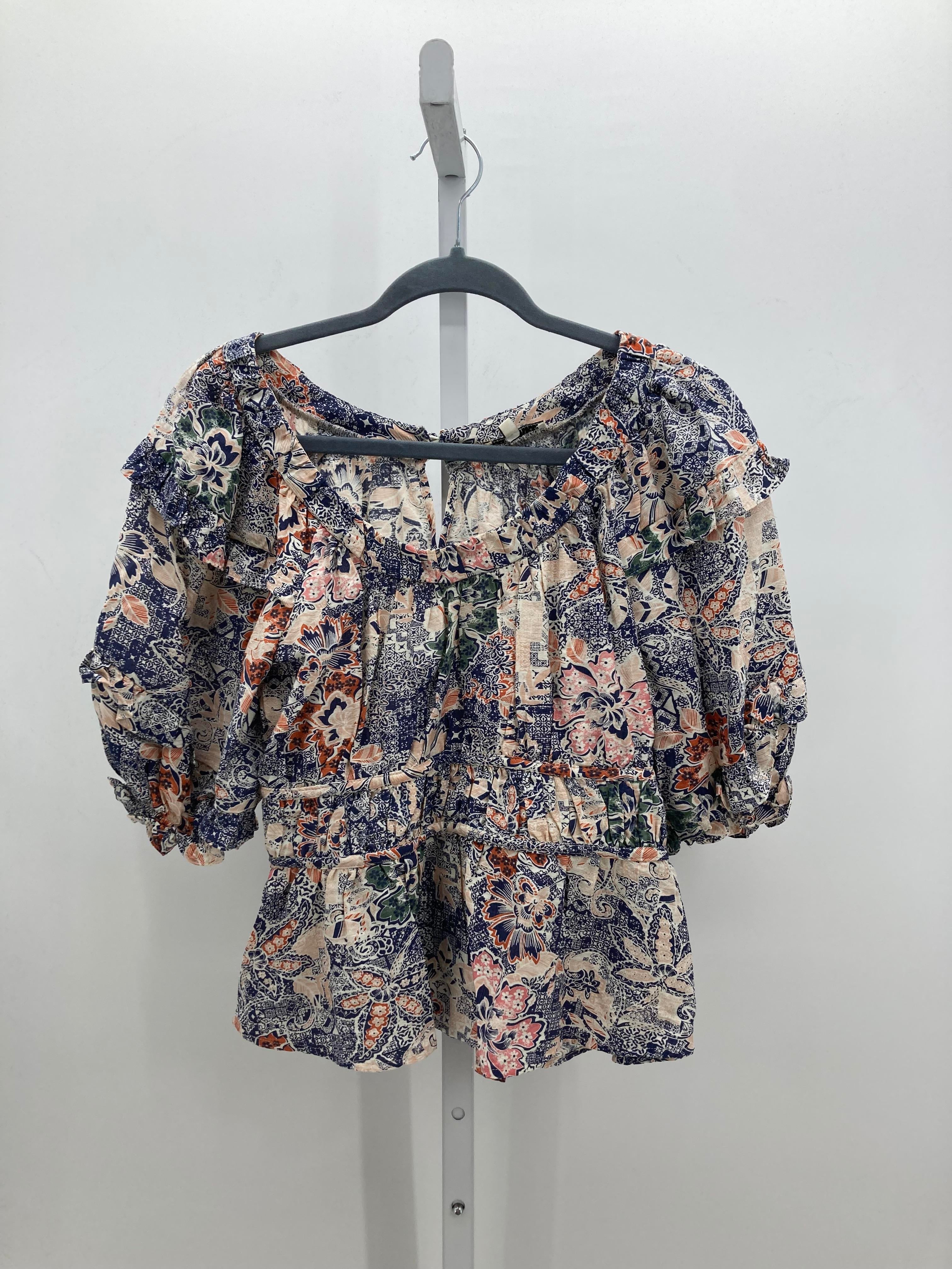 FLORAL PRINT.