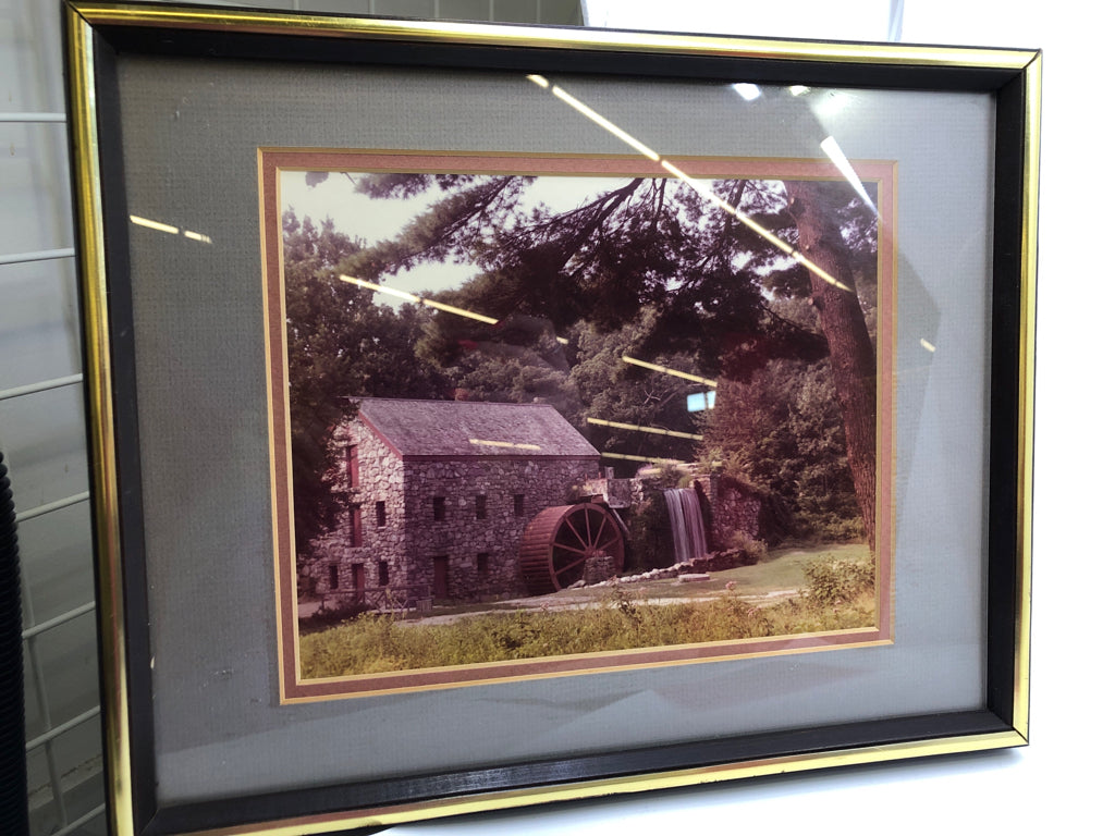 GRIST MILL FRAMED PHOTO PRINT.