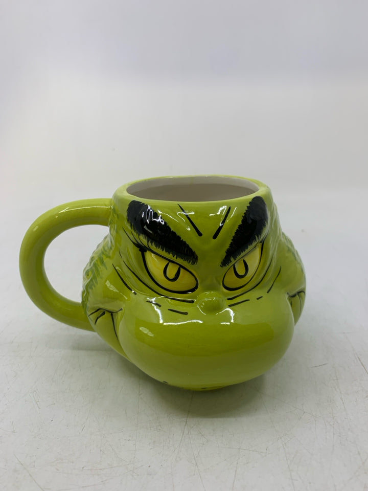 CERAMIC GRINCH FACE MUG.