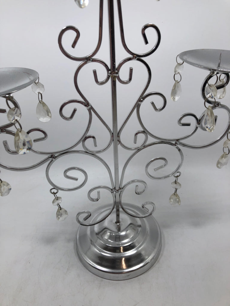 SILVER & CRYSTAL CANDLE HOLDER.