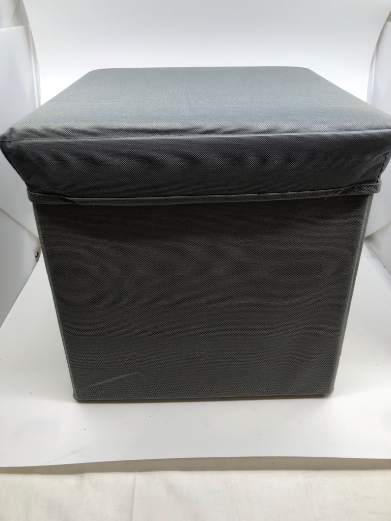 GREY COLLAPSIBLE STORAGE SEAT FABRIC.