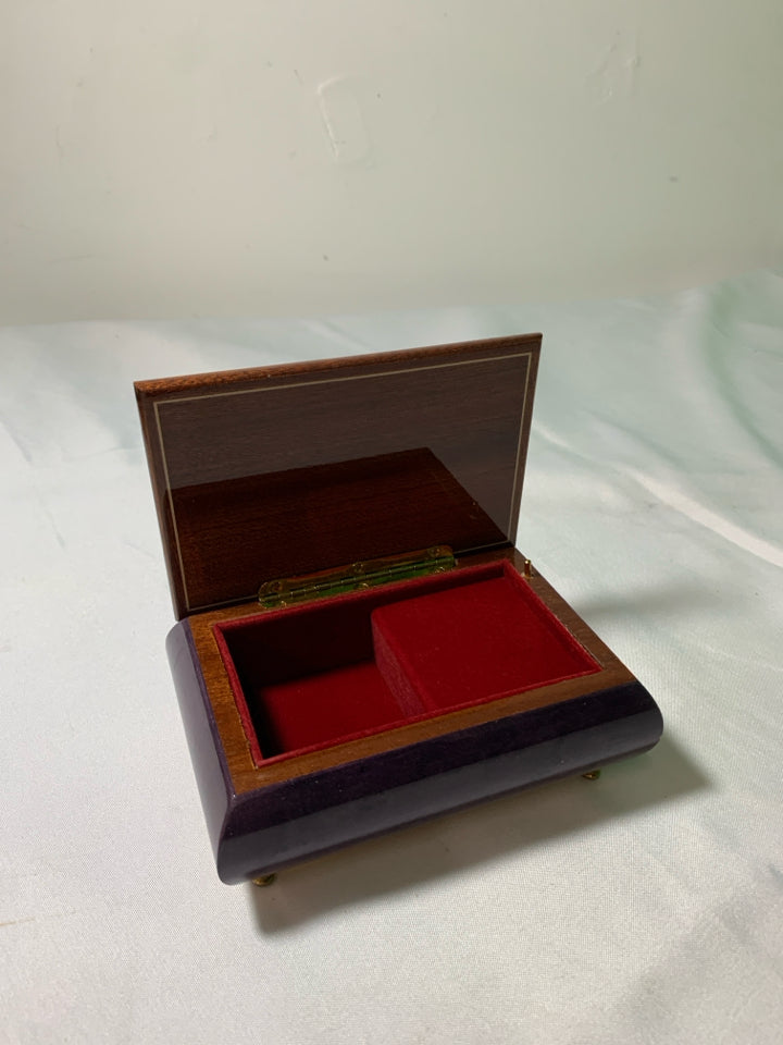 VTG MUSICAL JEWELRY BOX PURPLE MUSICAL INSTRUMENTS VELVET LINING.