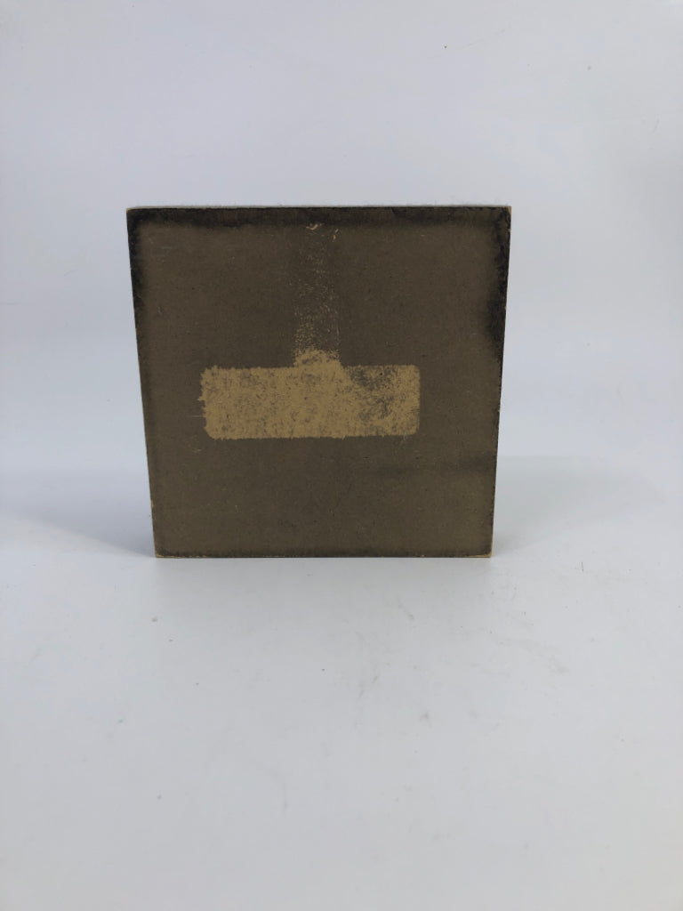 YOGA CLASS WOOD BLOCK DECOR.