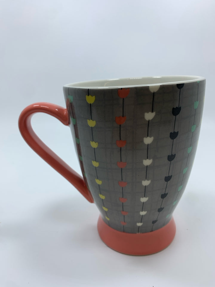 GREY/PINK NURSE MUG.