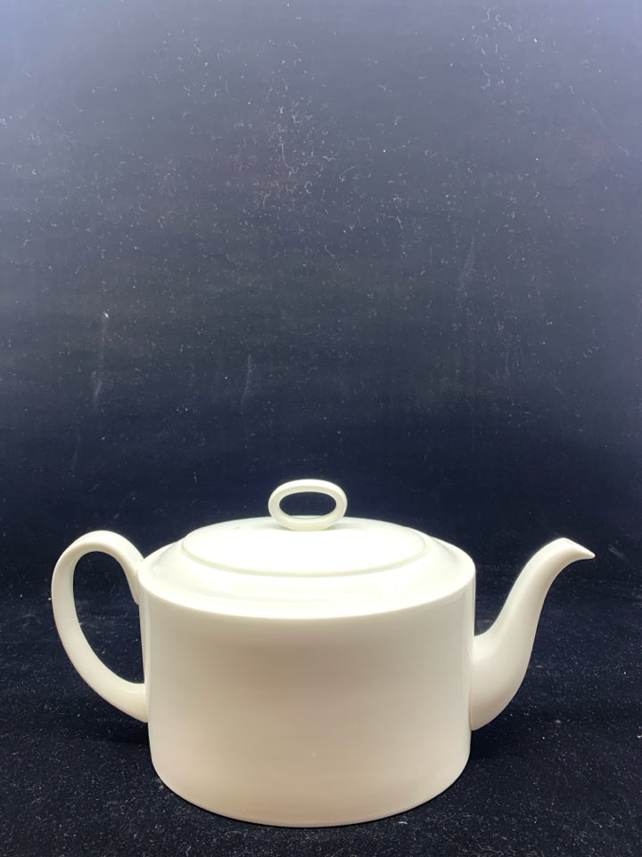 WEDGWOOD WHITE OVAL TEAPOT.