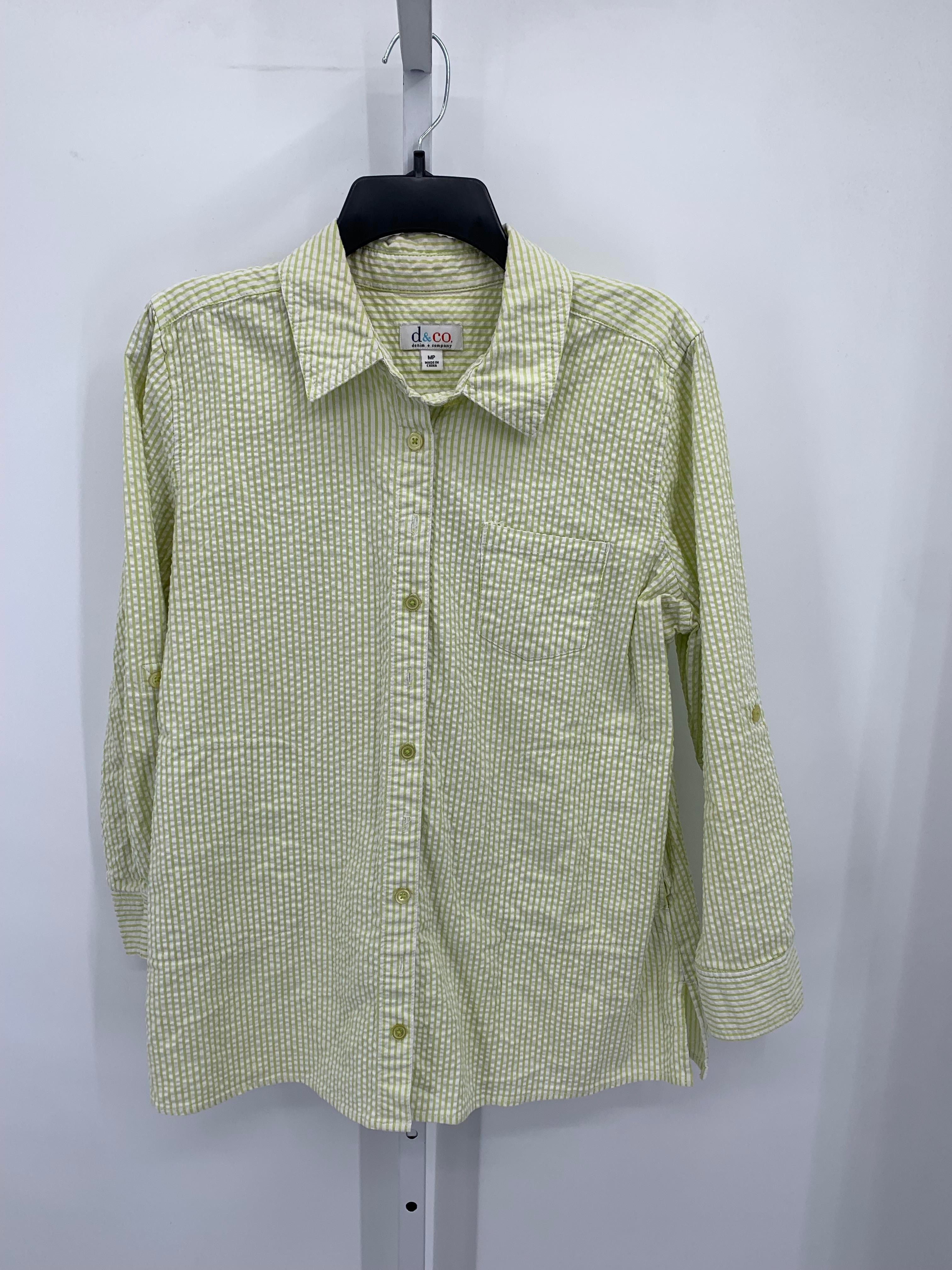 d & co. Size Medium Petite Petite Long Sleeve Shirt