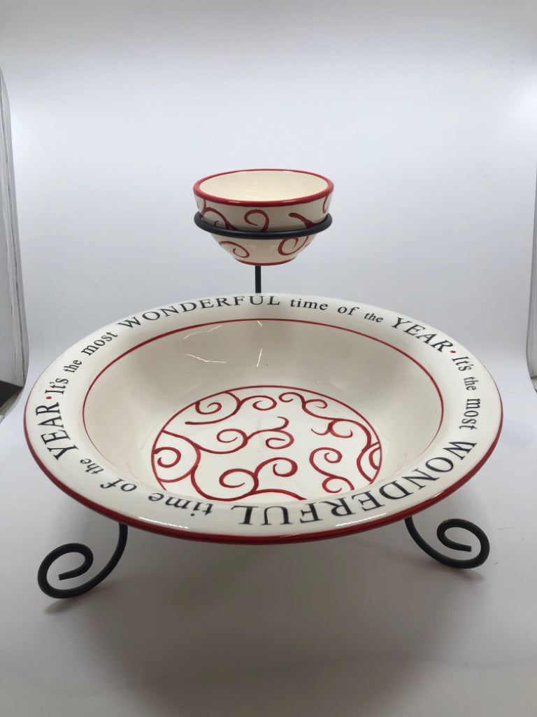 WONDERFUL TIME OF YEAR 3PC CHIP AND DIP BOWL W/STAND.