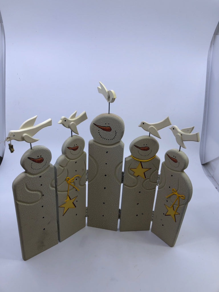 FOLDABLE SNOWMAN DECOR.