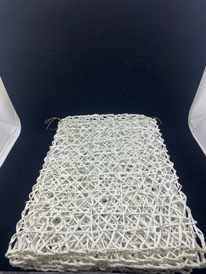 8 WHITE/SILVER OPEN WEAVE PLACEMATS.