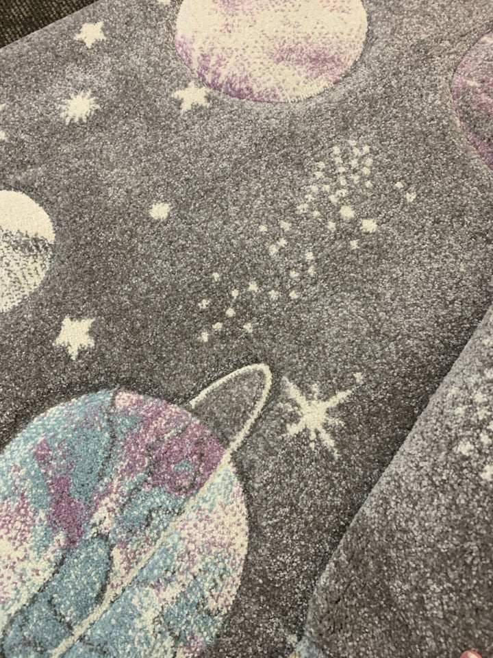 OUTERSPACE PLANET RUG - SAFAVIEN.