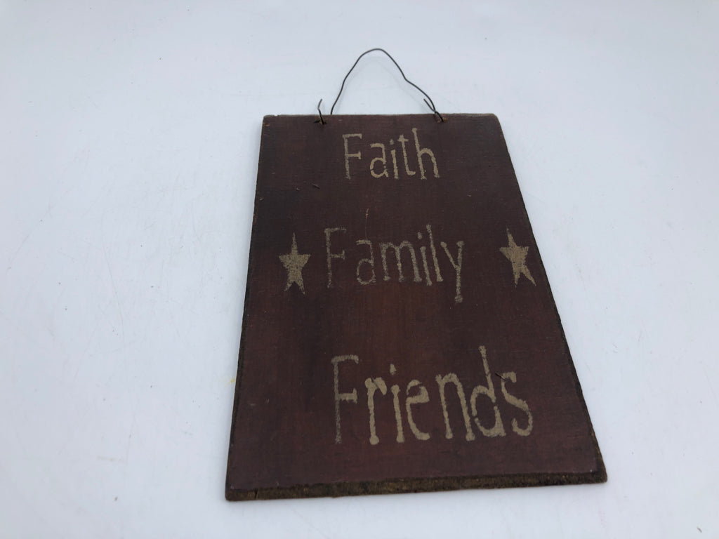FAITH FAMILY FRIEND WOOD WALL ART.