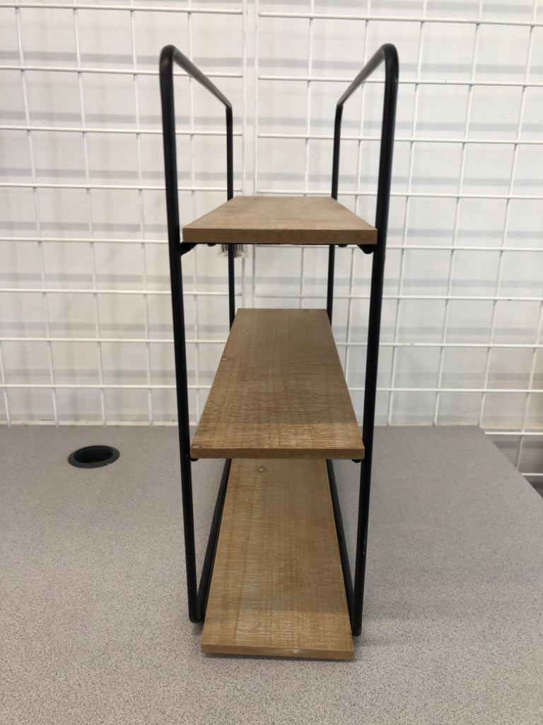 3 SHELF BLACK METAL AND WOOD SHELF.