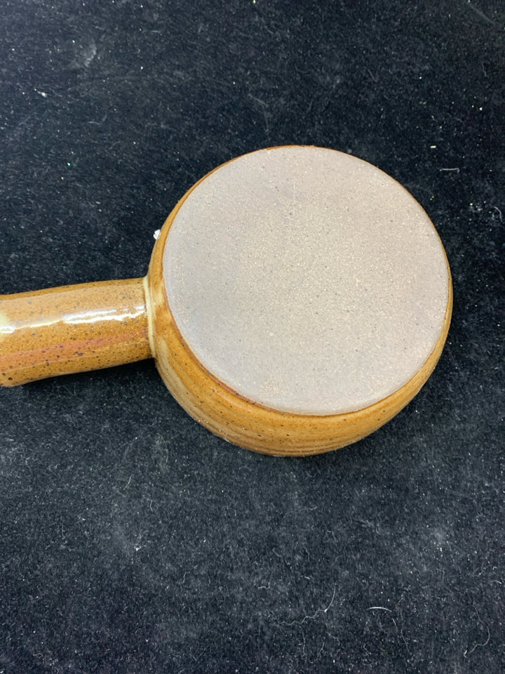 NIB STONE WAVE- BAKER/ COVERED BOWL