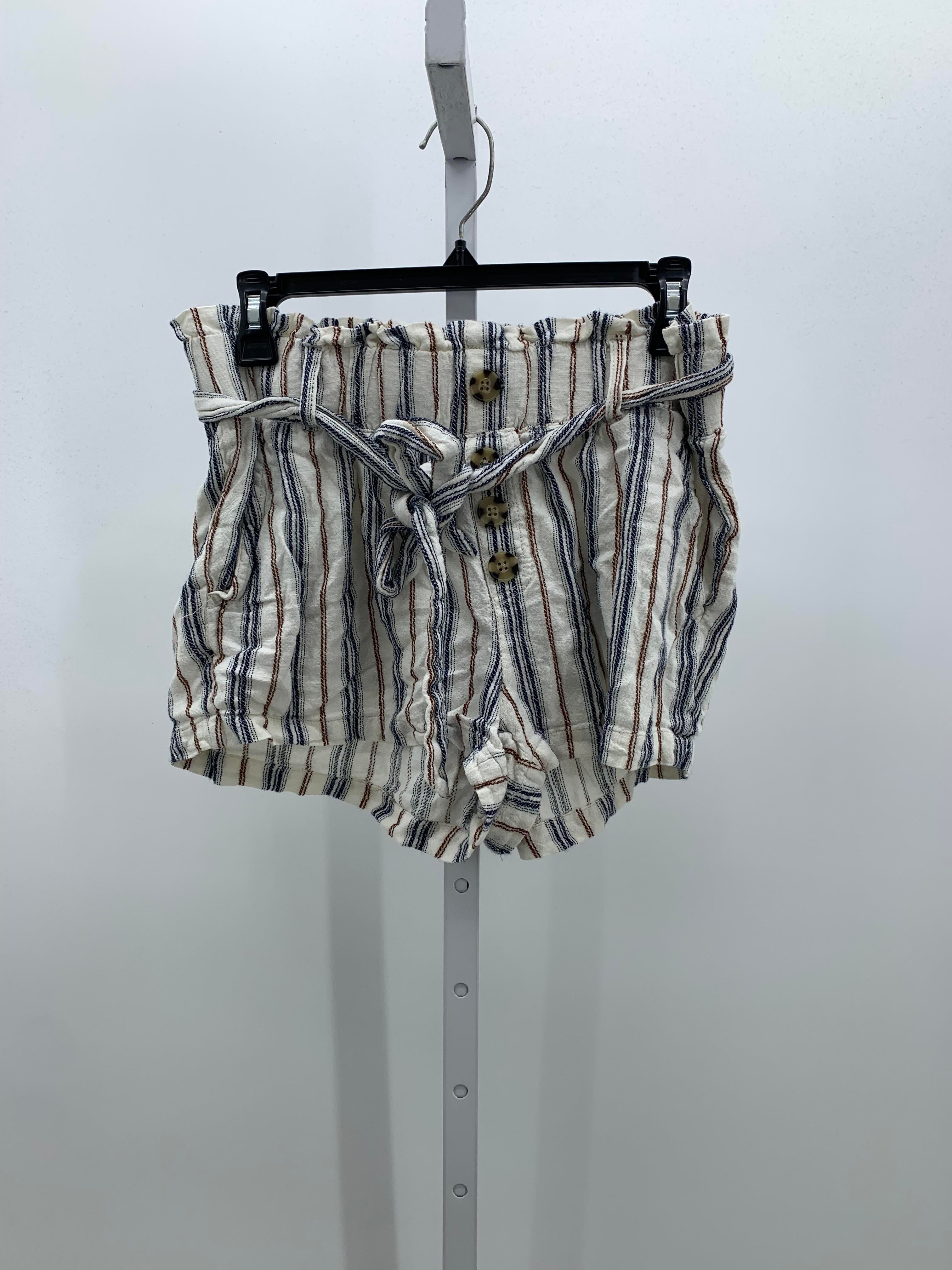 Size Large Juniors Shorts