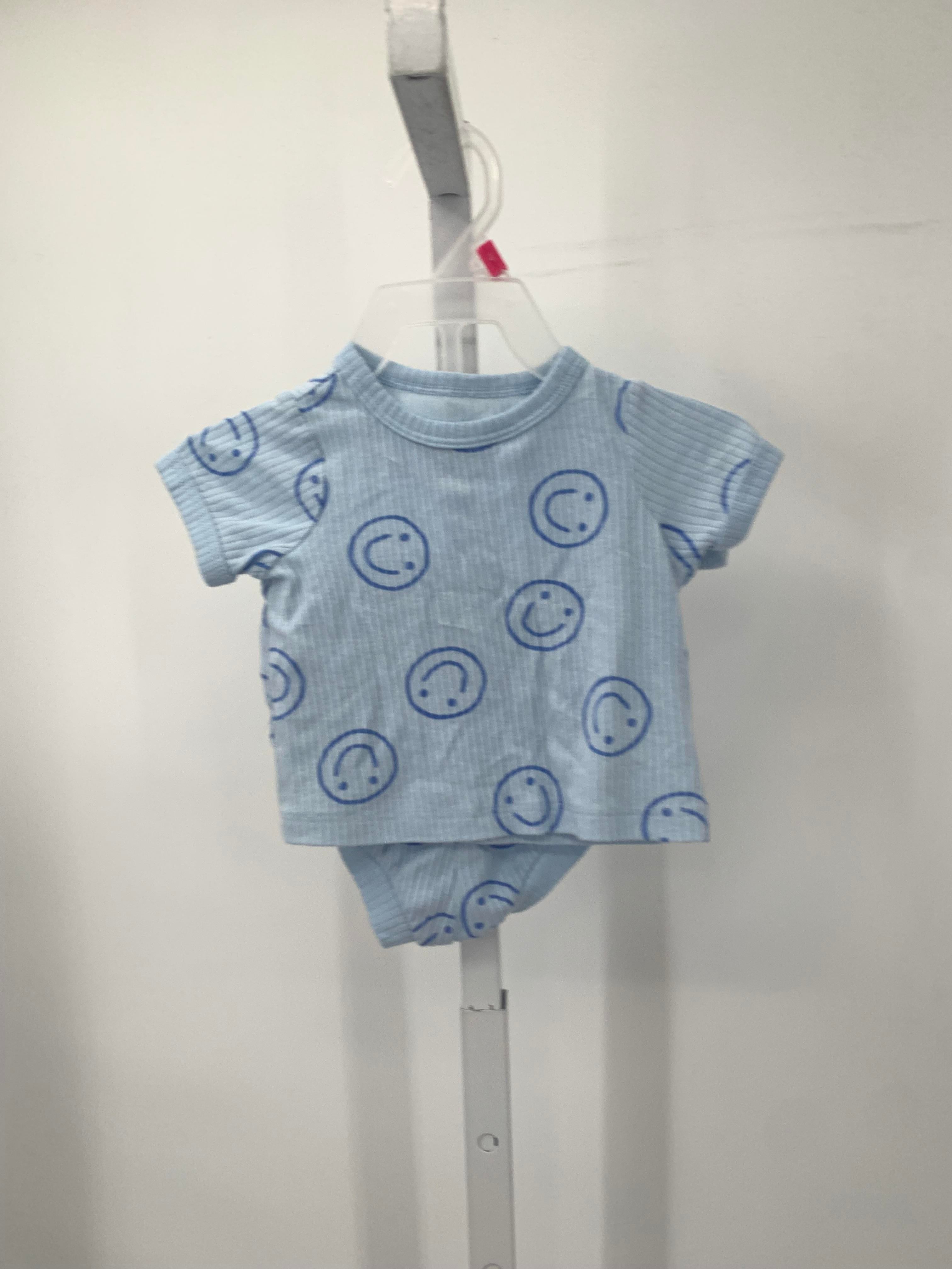 SMILEY FACE RIBBED SHIRT AND SHORTS