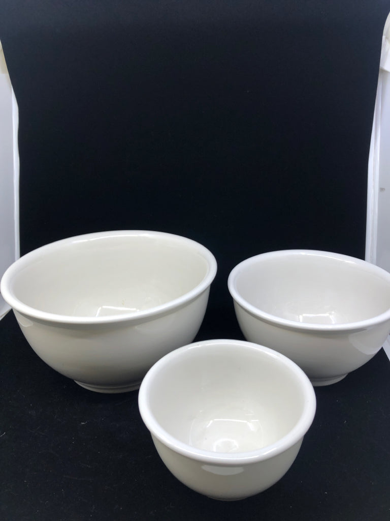 3 PC WHITE NESTING MIXING BOWLS.