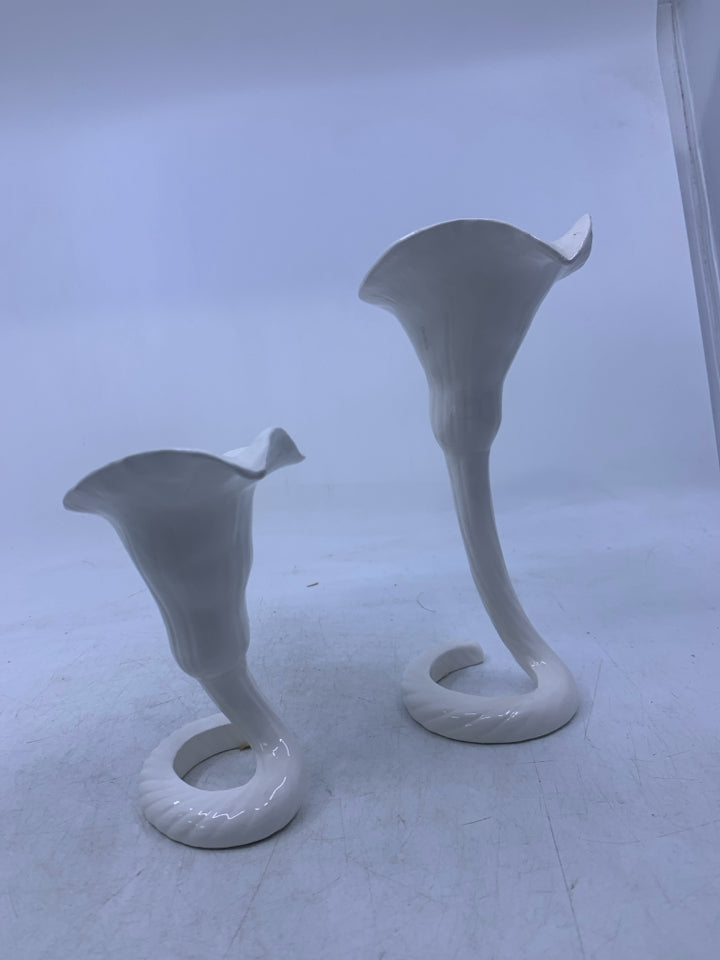 VTG 2 WHITE CALLA LILY TAPERED CANDLE HOLDERS.