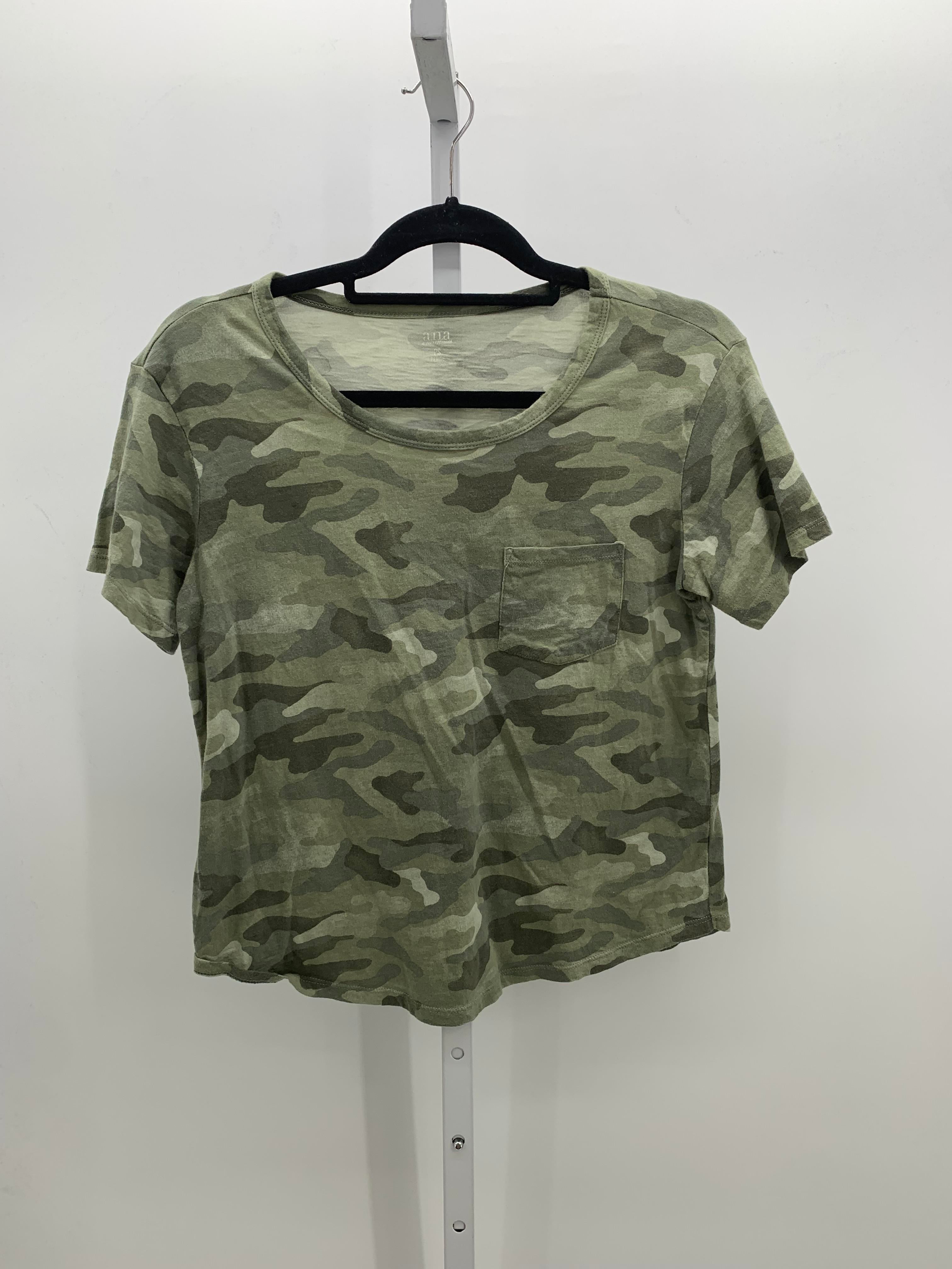 A.N.A. Size Small Petite Petite Short Sleeve Shirt