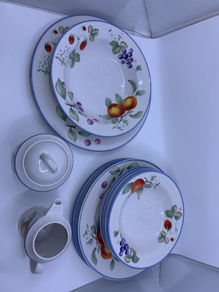 12 PC SVC OF 4 SAVIOR VIVRE DISH SET W/ FRUIT.