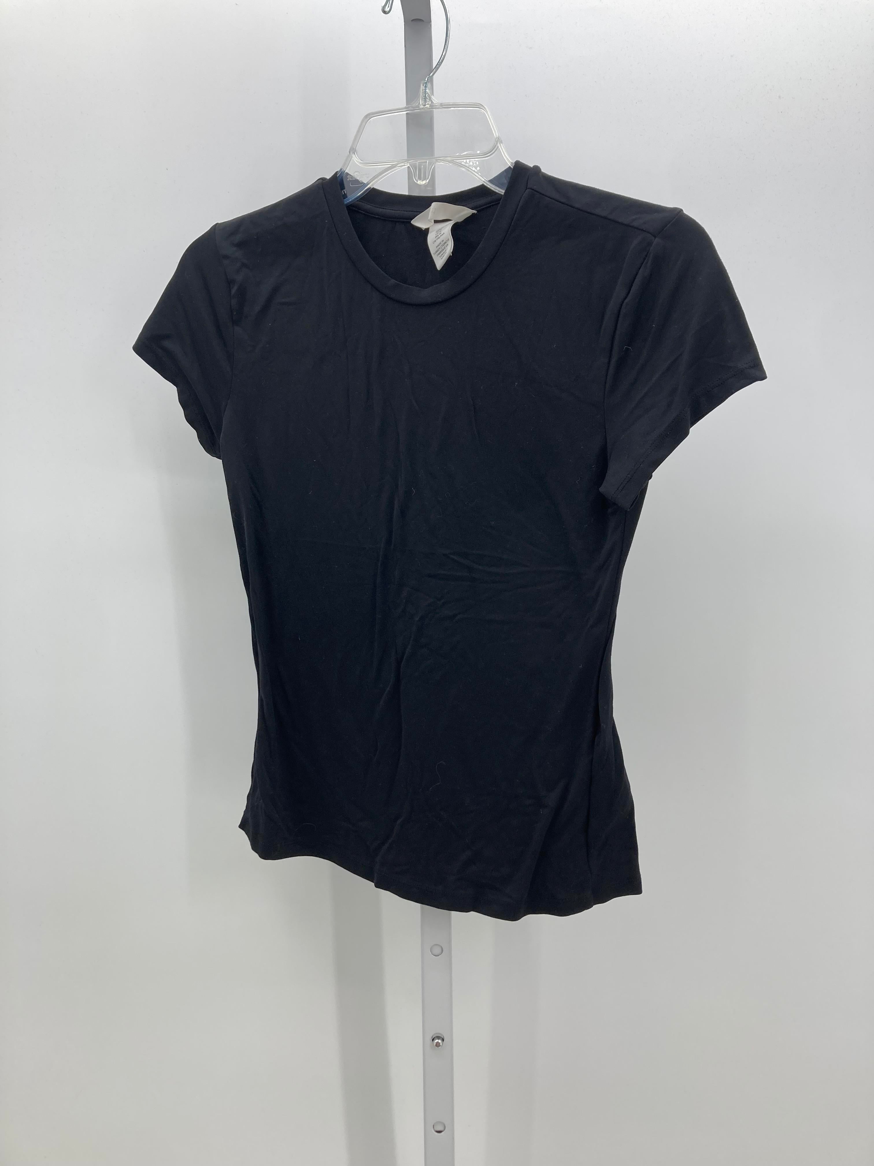 H&M Size Medium Misses Short Sleeve Shirt