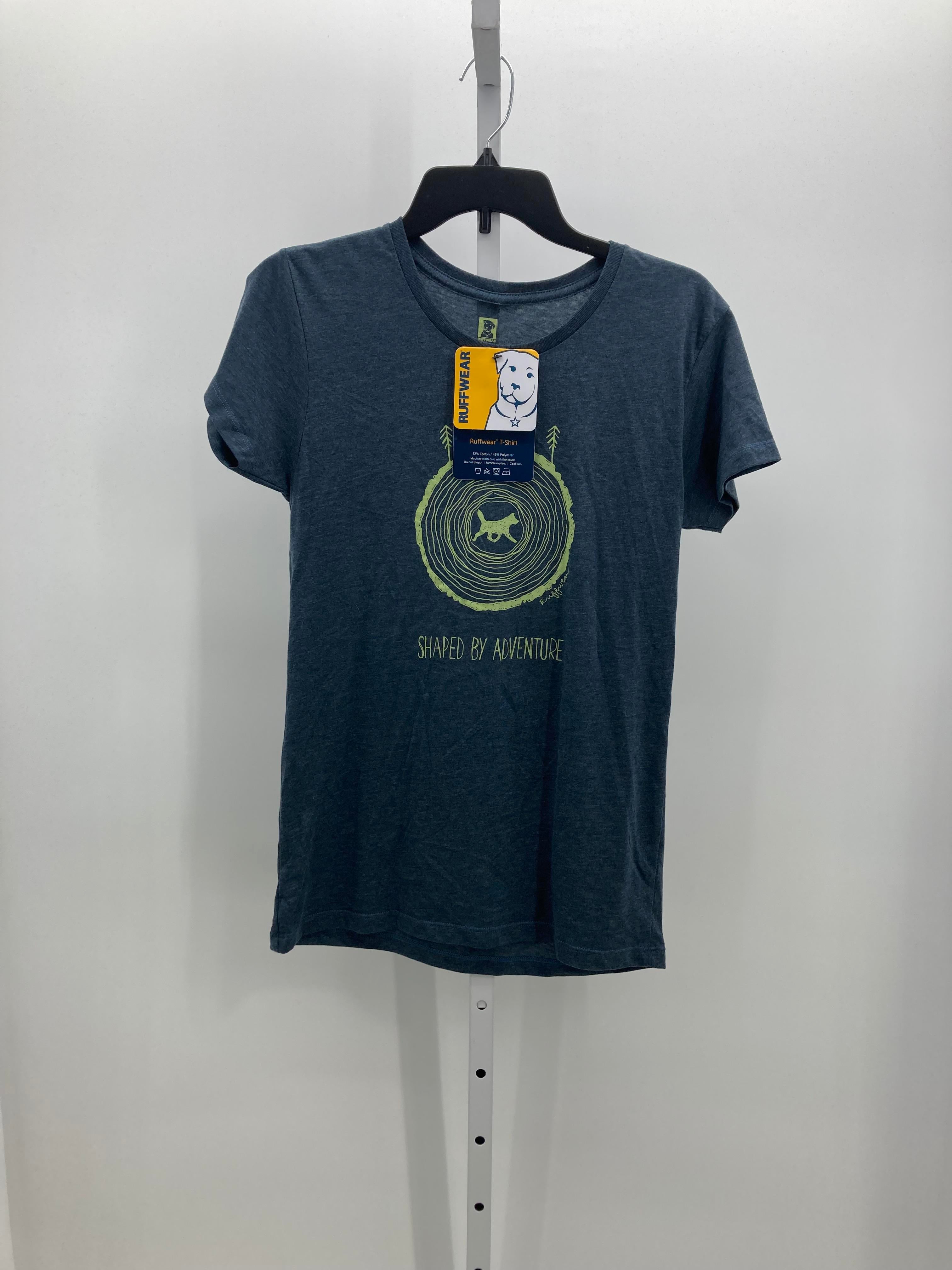 Size Medium Misses Short Sleeve Shirt