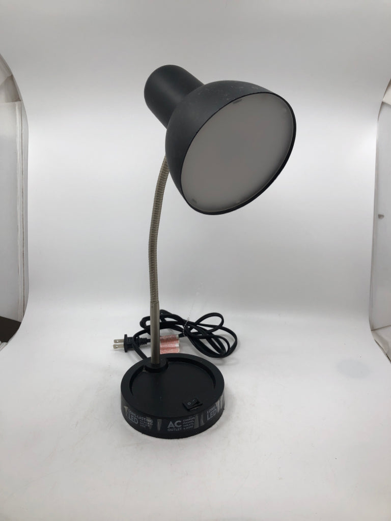 LED BLACK PLASTIC DESK LAMP W/OUTLET PORT.