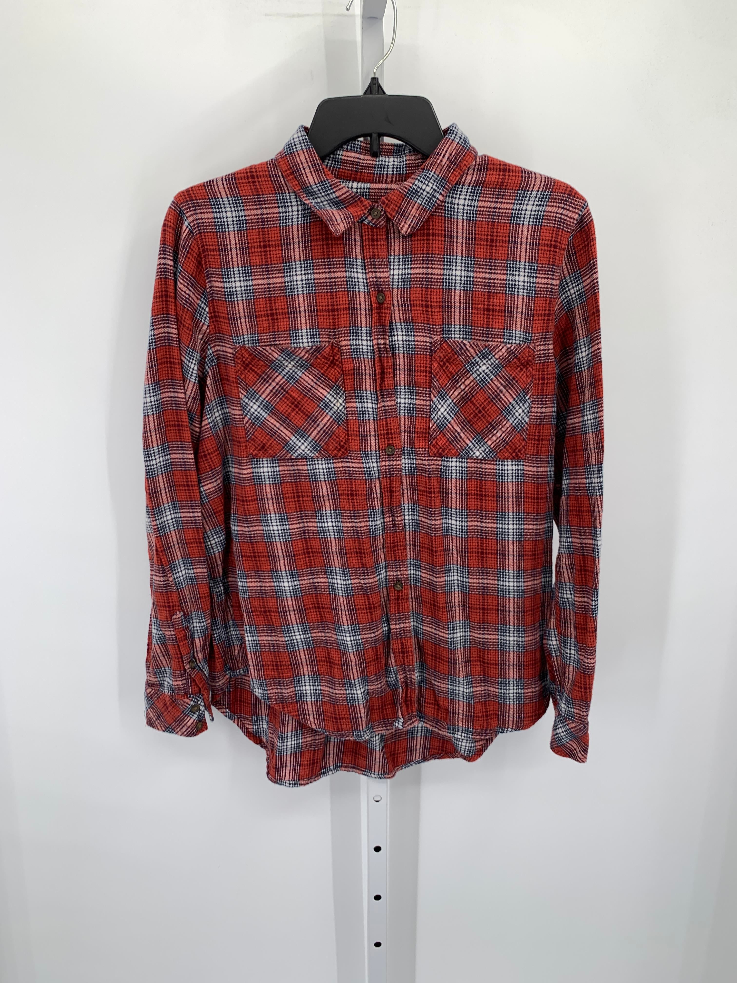 Universal Thread Size Medium Misses Long Sleeve Shirt