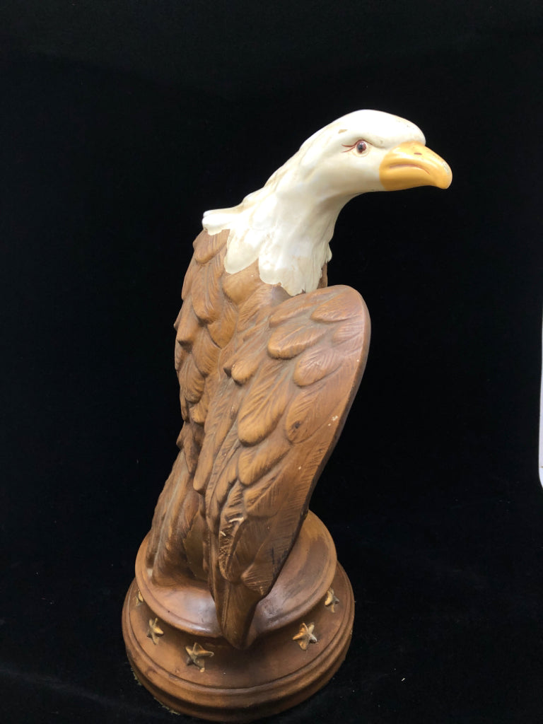 VTG AMERICANA EAGLE FIGURE.