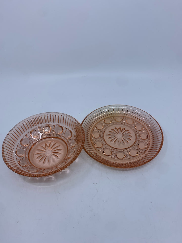 2PC PEACH GLASS BOWL+CATCH PLATE -RIBBED+SHAPES DESIGNS.