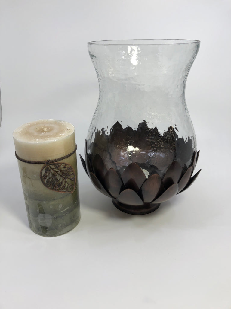 BROWN LOTUS FLOWER HURRICANE CANDLE HOLDER W/PILLAR CANDLE.